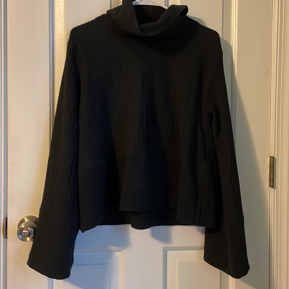 Lululemon Retreat Yourself Pullover